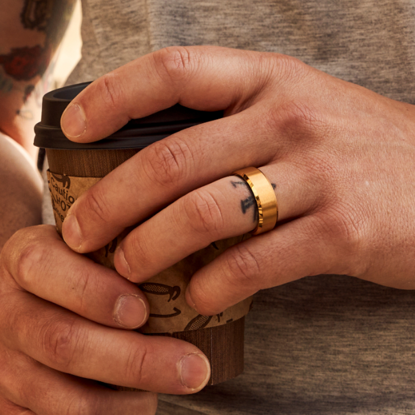 Ridge 8mm Beveled Ring Set - 24K Gold